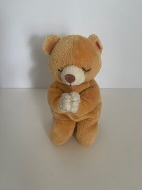 TY Beanie Babies "Hope" the praying bear, DOB 03/23/1998